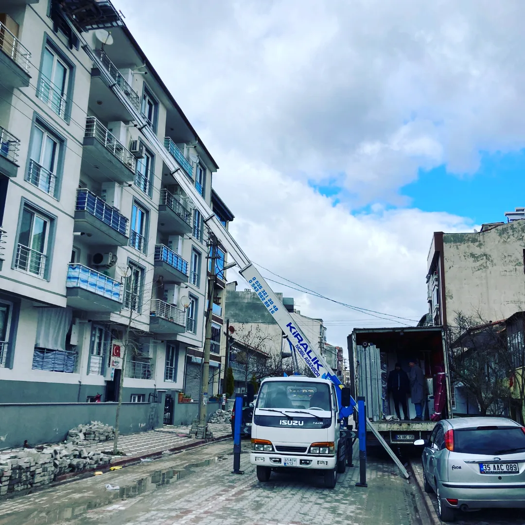 Taşımacılık kamyonu
